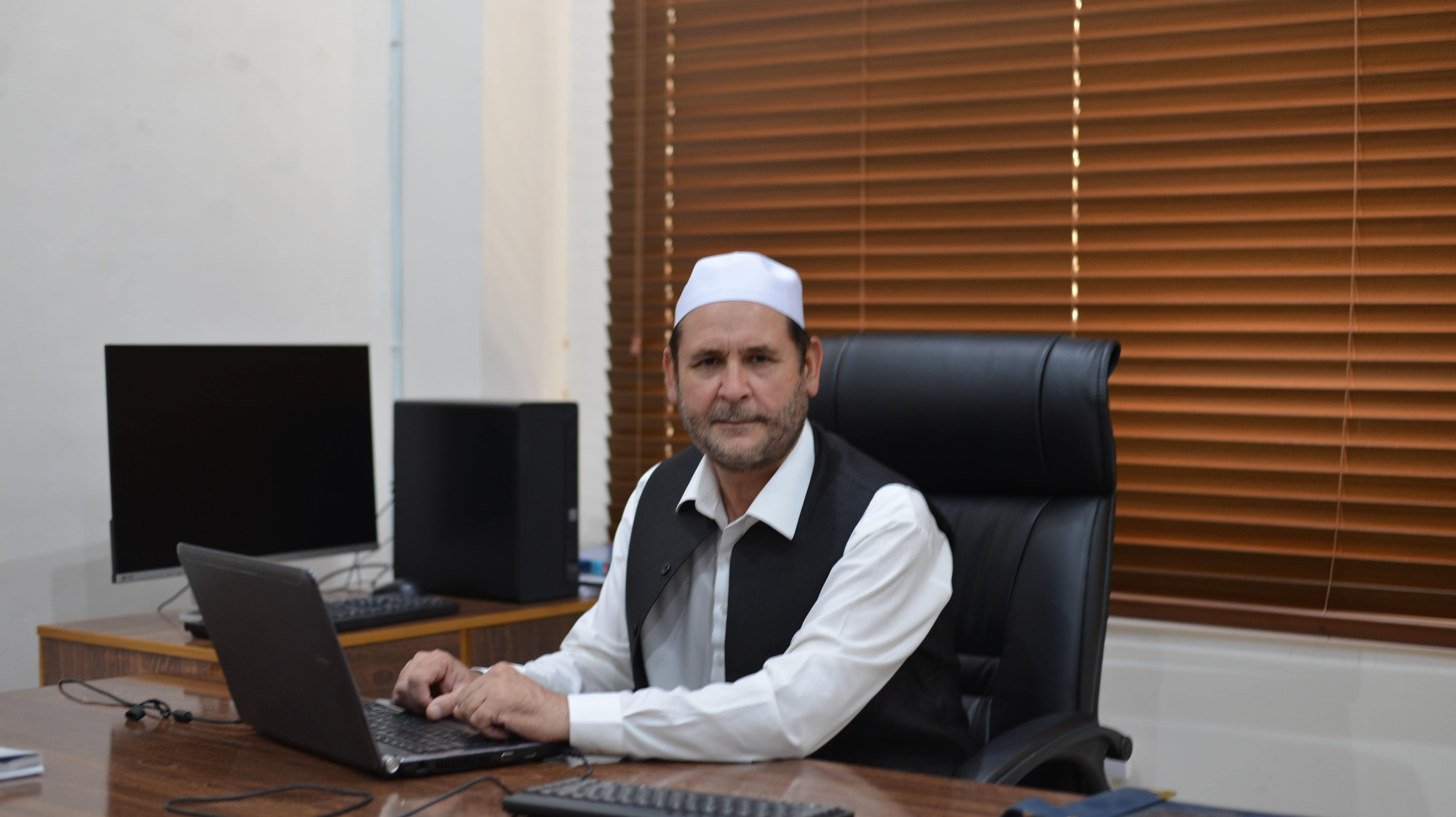 Dr. M. Abbas Mahmood Associate Professor / Chairman